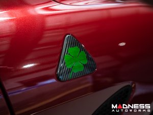  Alfa Romeo Giulia Quadrifoglio (QV) Fender Badge Cover Set - Carbon Fiber - Green Clover